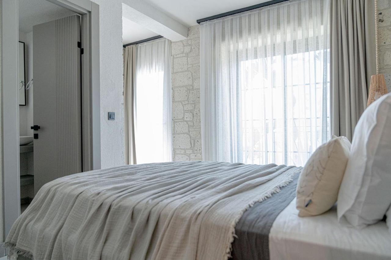 Derin Alacati (Adults Only) Bagian luar foto