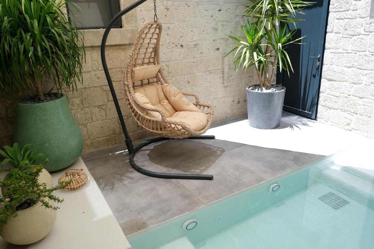 Derin Alacati (Adults Only) Bagian luar foto